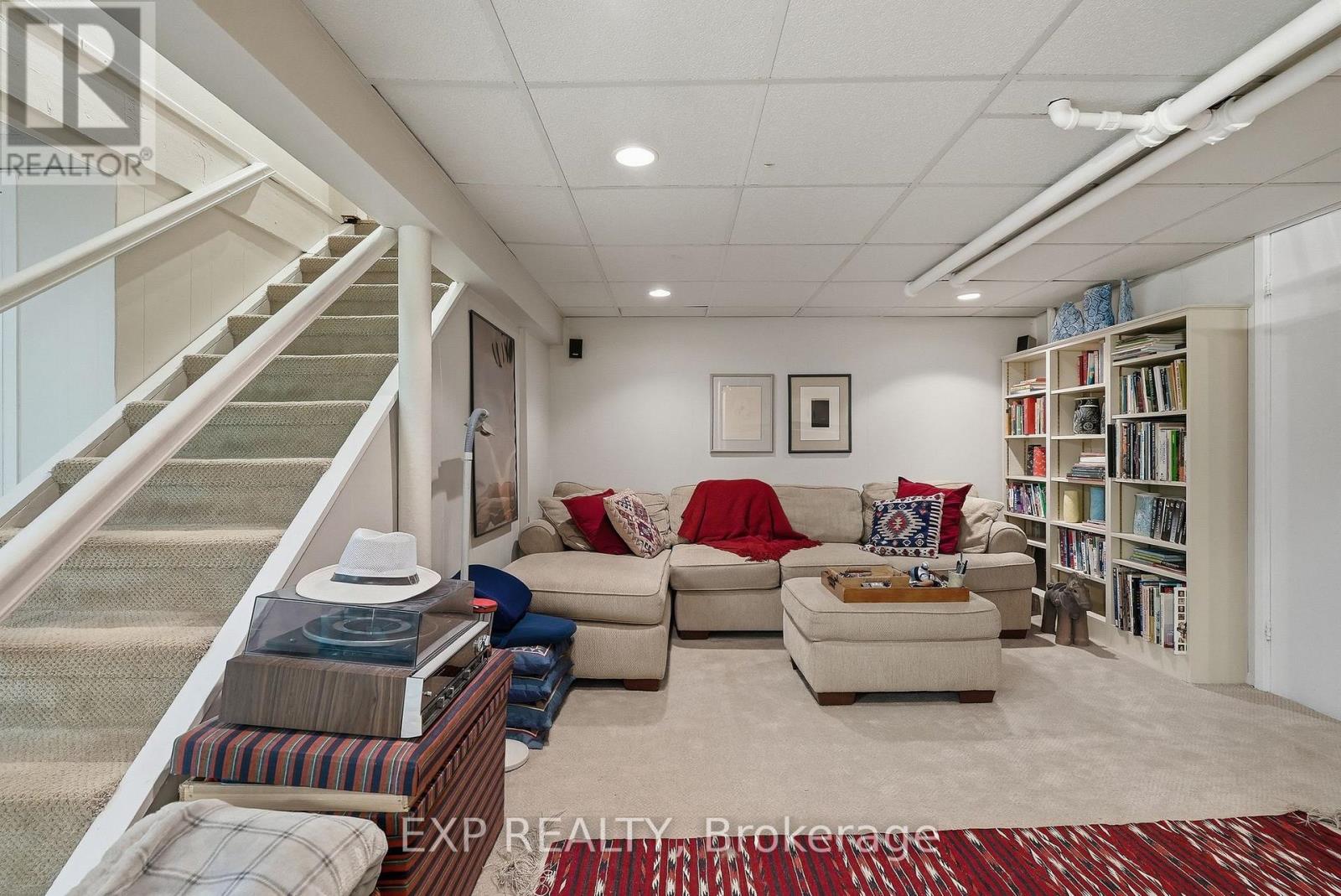 4 Bed, 3 Bath House for Sale in Ottawa – 421 HAMILTON AVENUE S, Ottawa – MLS# X13648052 - Image 36