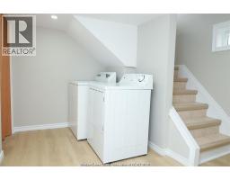 935 Langlois Avenue Unit# Lower, Windsor, ON N9A2H2 Photo 10