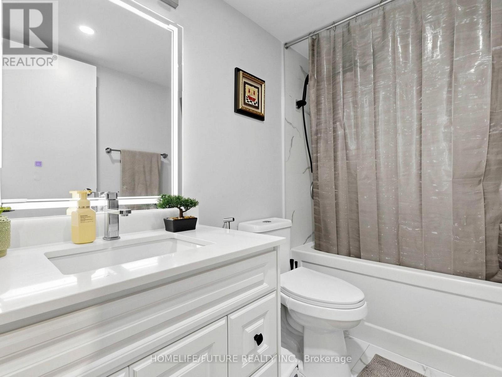 #709 3380 EGLINTON AVENUE E - 29