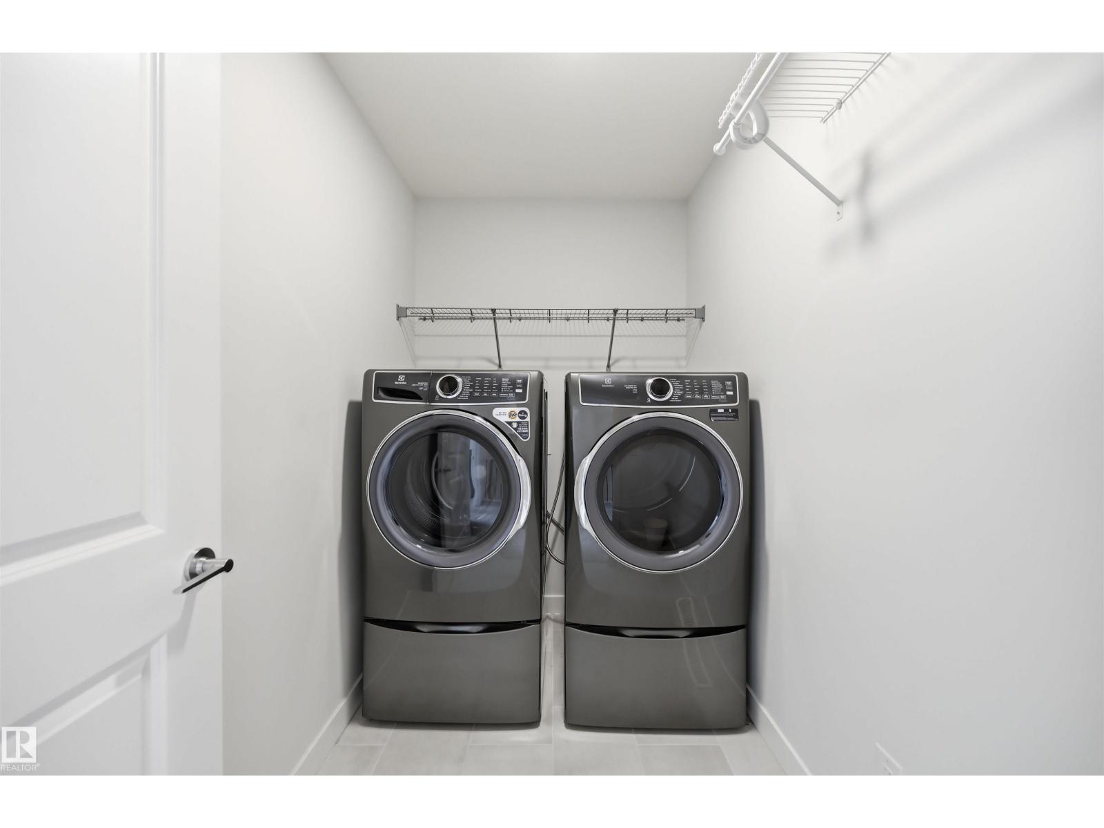 185 LARCH CR - Image 28