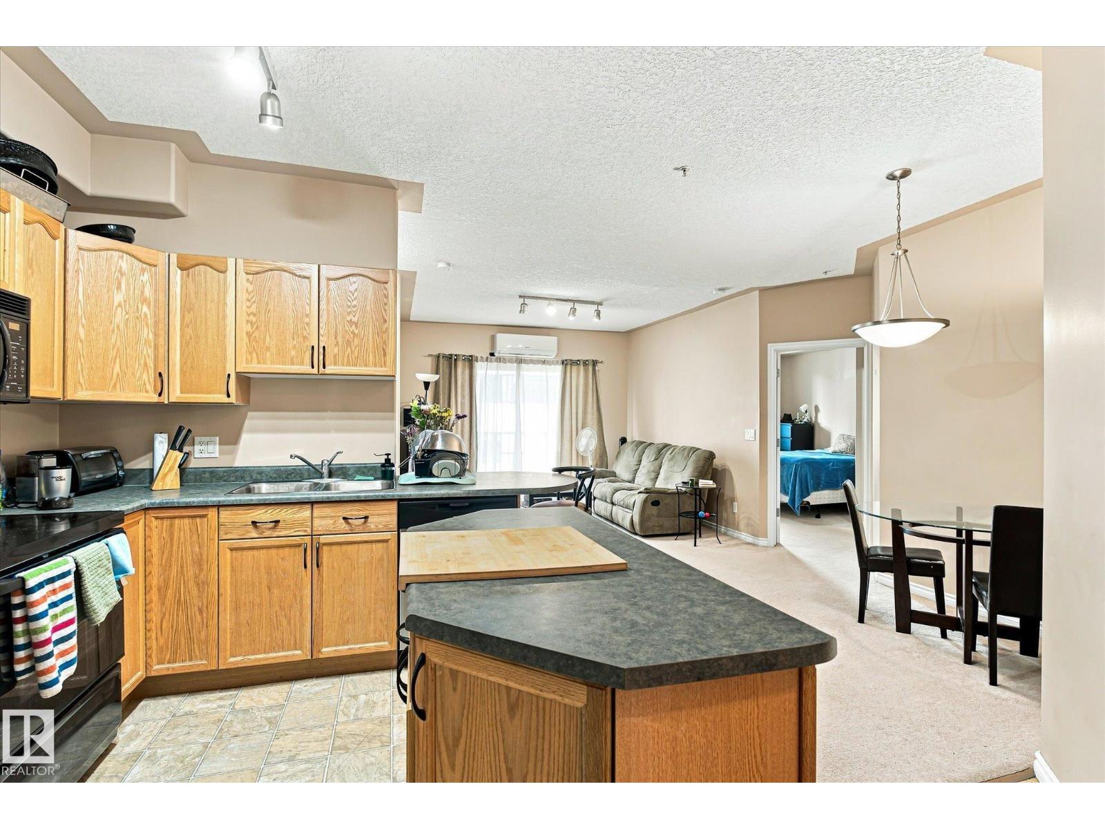 #403 10046 110 ST NW - 12