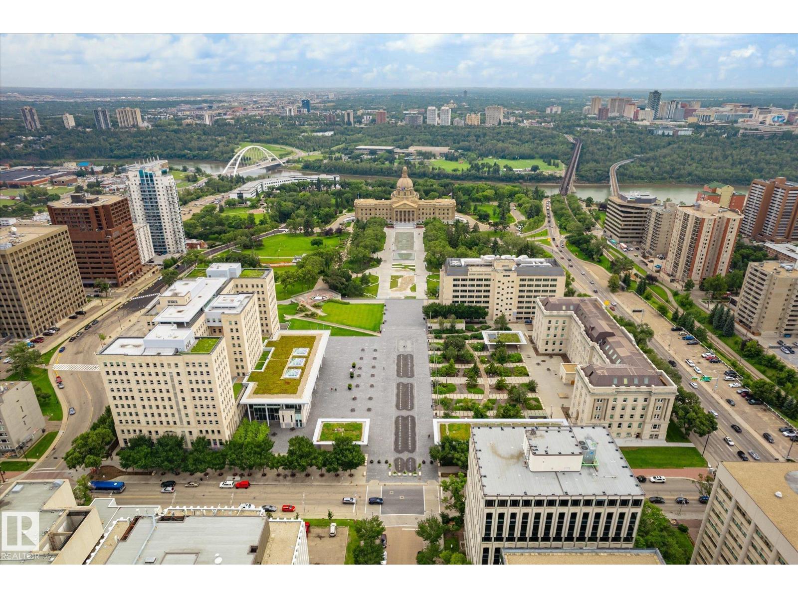 #403 10046 110 ST NW - 37