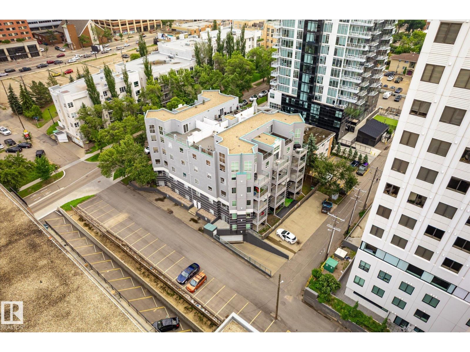 #403 10046 110 ST NW - Image 47