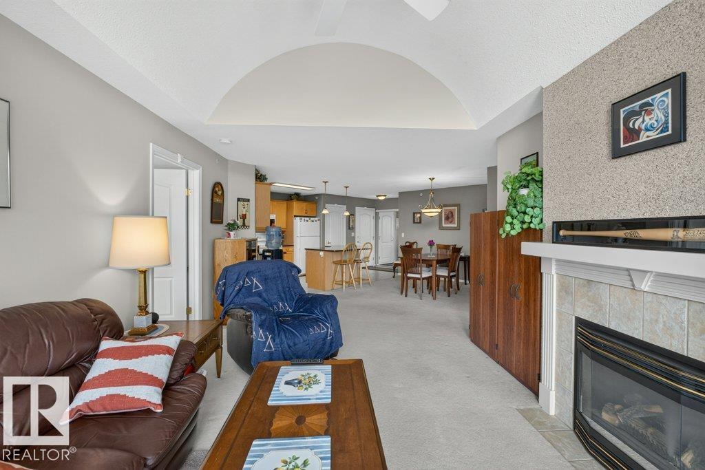 #411 8922 156 ST NW - 14