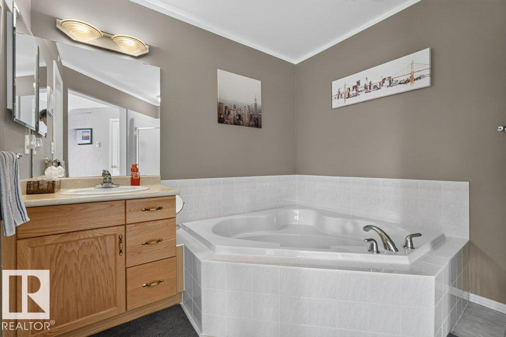 #411 8922 156 ST NW - Image 17