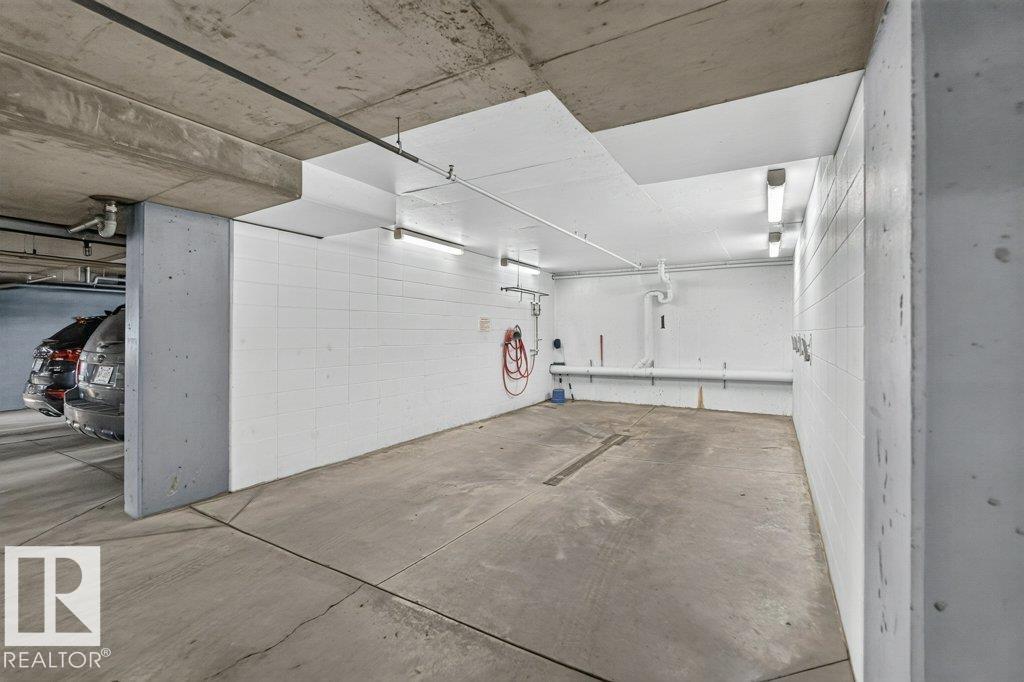 #411 8922 156 ST NW - 30