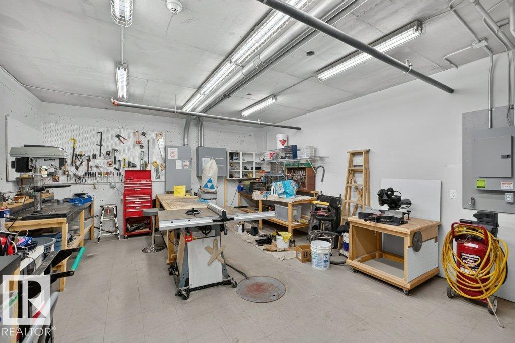 #411 8922 156 ST NW - Image 32