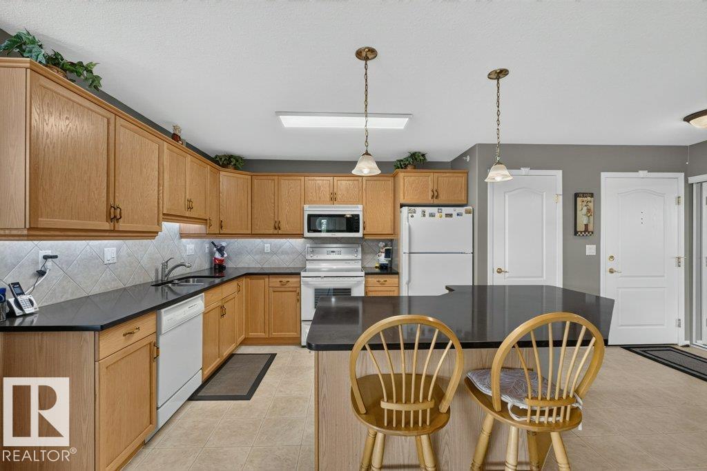 #411 8922 156 ST NW - 6