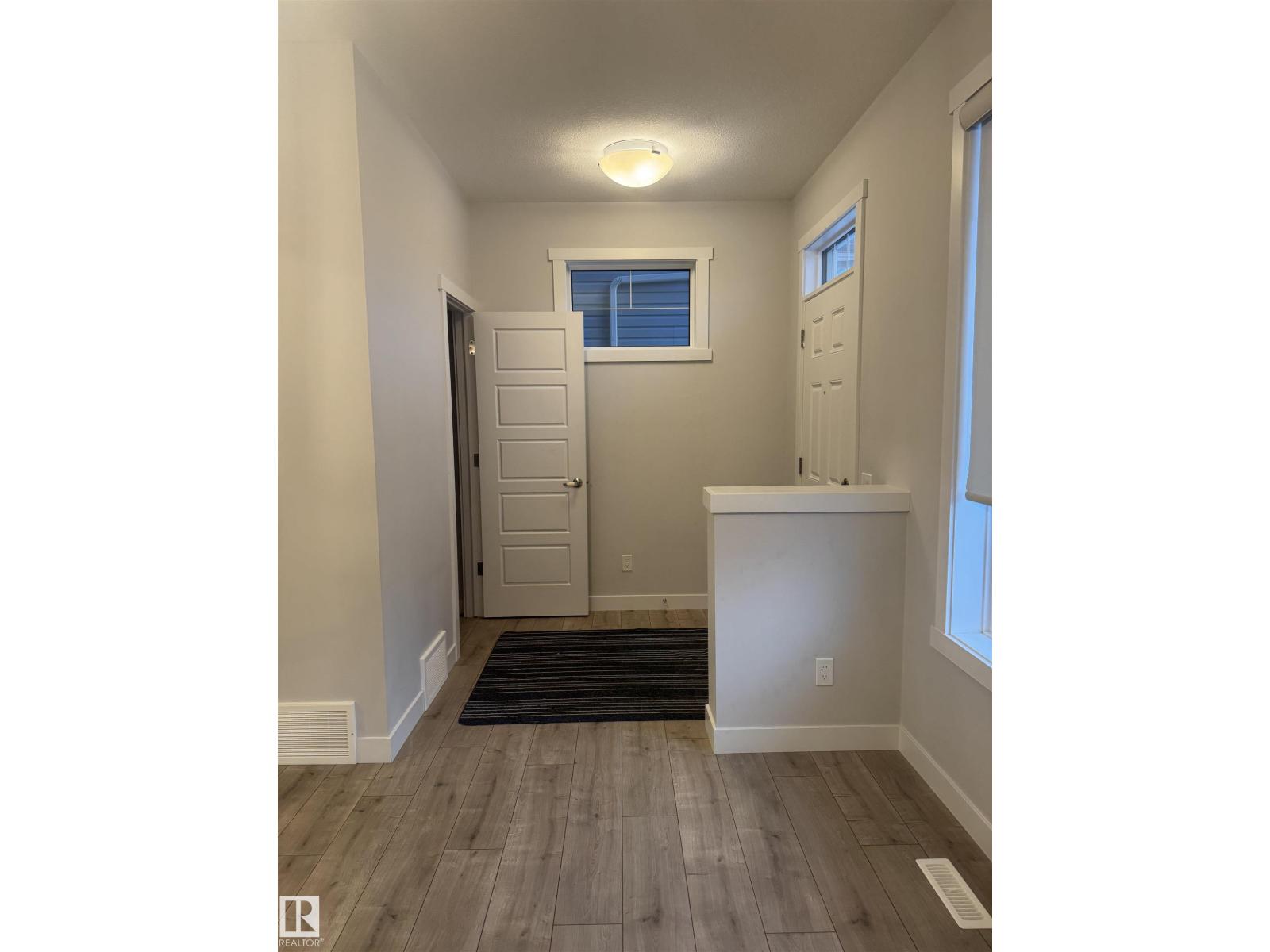 5316 Godson PT NW - 2