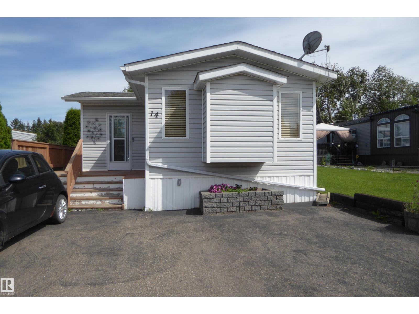 14 305 Calahoo RD, Mobile City Estate, Spruce Grove photo 3