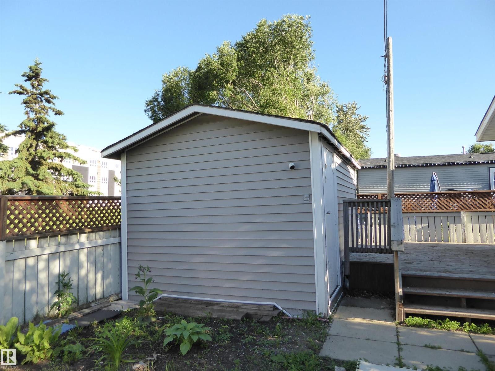 14 305 Calahoo RD - 28