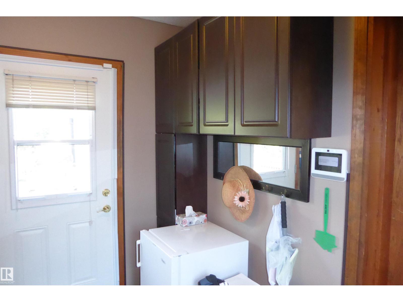 14 305 Calahoo RD - 21