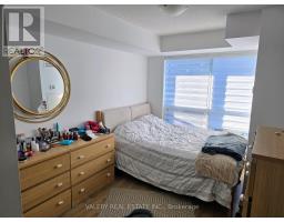 907 - 18 Harding Boulevard, Richmond Hill, ON L4C0T3 Photo 11