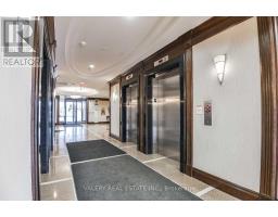 907 - 18 Harding Boulevard, Richmond Hill, ON L4C0T3 Photo 16