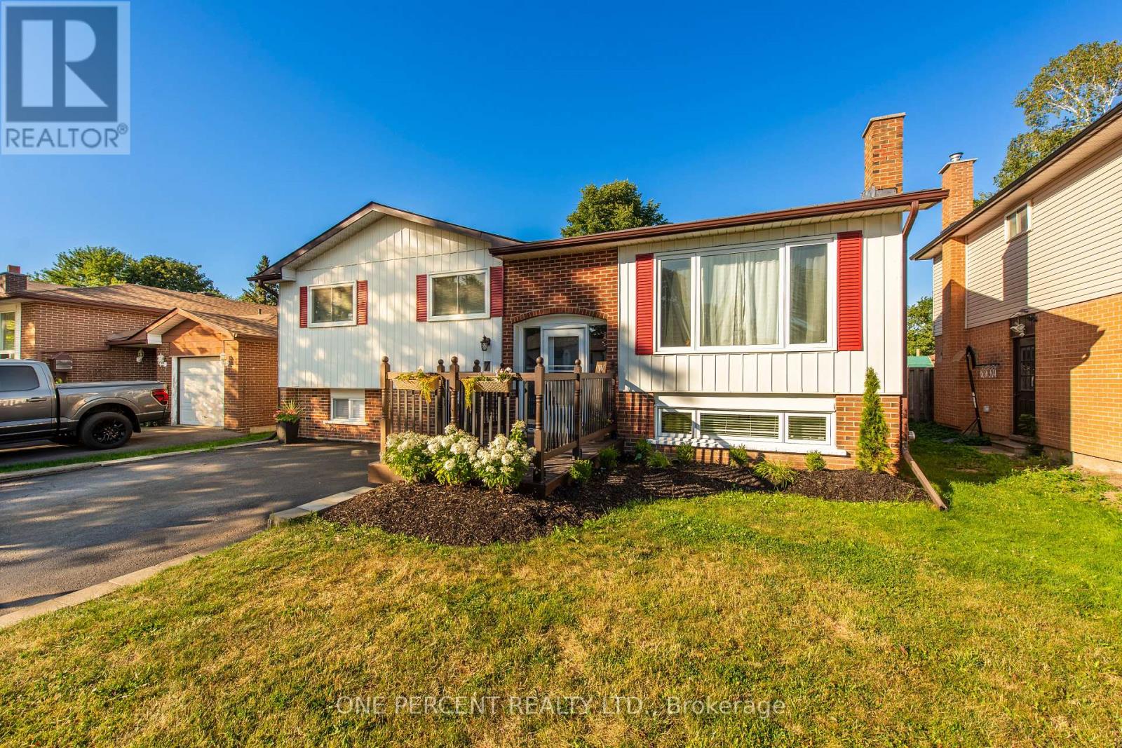 7 MORGANDALE CRESCENT - 2