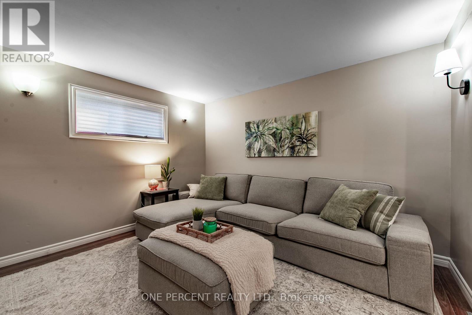 7 MORGANDALE CRESCENT - 25