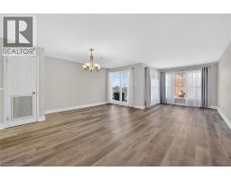 Living room - 19 Lake Avenue S Unit# 303, Stoney Creek, ON L8G2V1 Photo 7