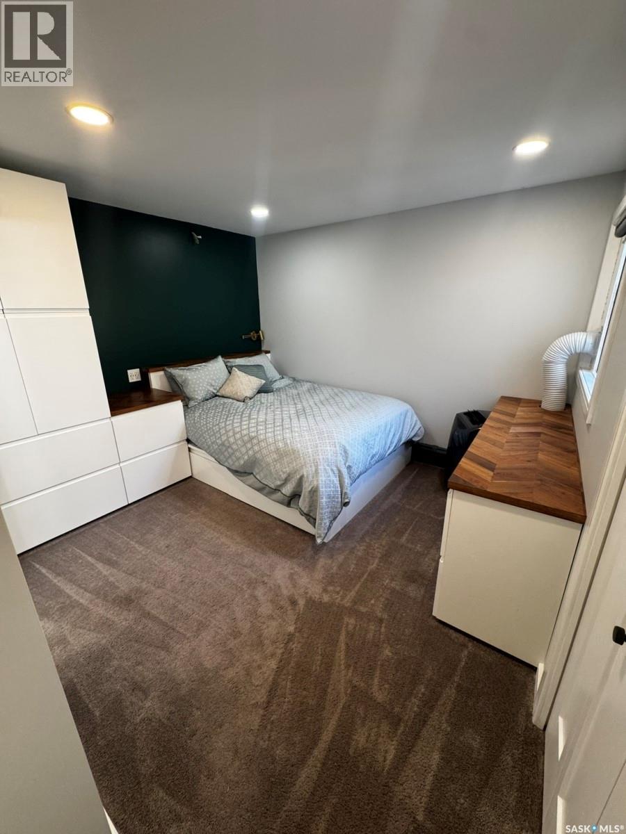 #303 365 Kingsmere BOULEVARD - 21