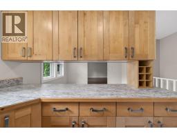 2731 Okanagan Avenue Ne, Salmon Arm, BC V1E2T1 Photo 19