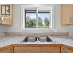 2731 Okanagan Avenue Ne, Salmon Arm, BC V1E2T1 Photo 21