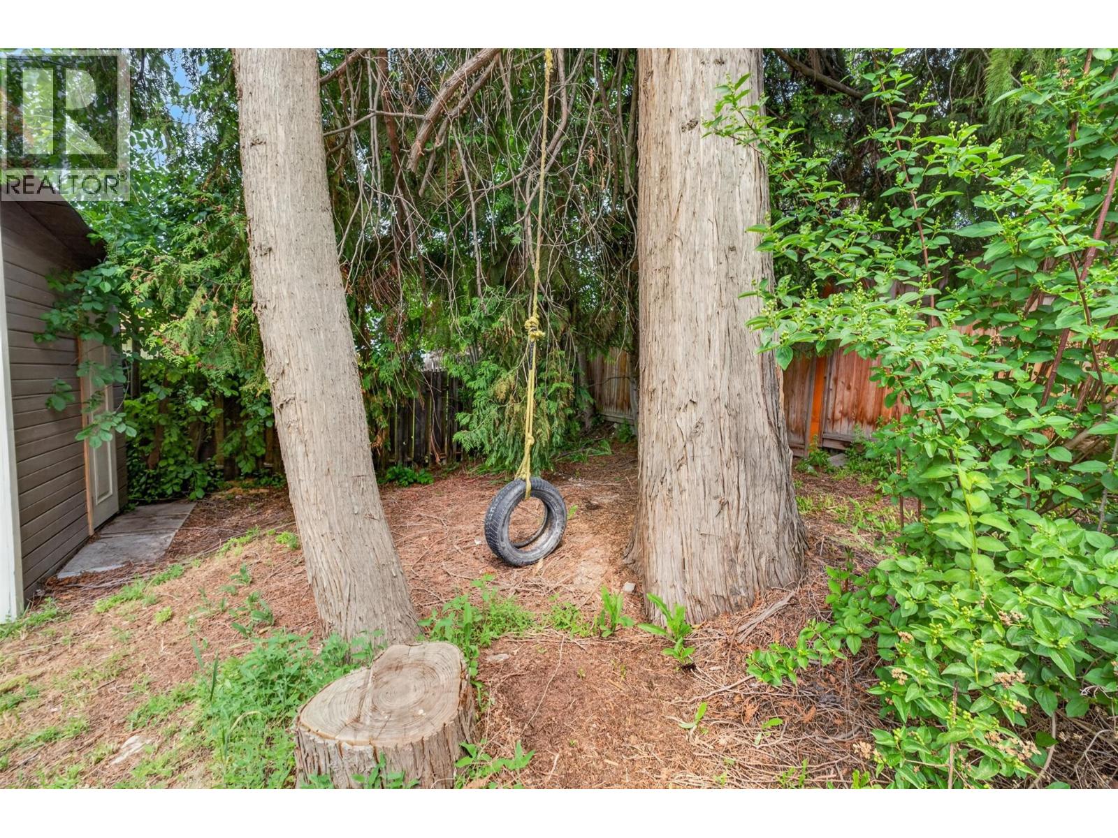 2731 Okanagan Avenue NE - Image 74