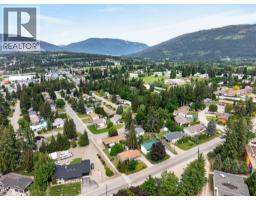 2731 Okanagan Avenue Ne, Salmon Arm, BC V1E2T1 Photo 80