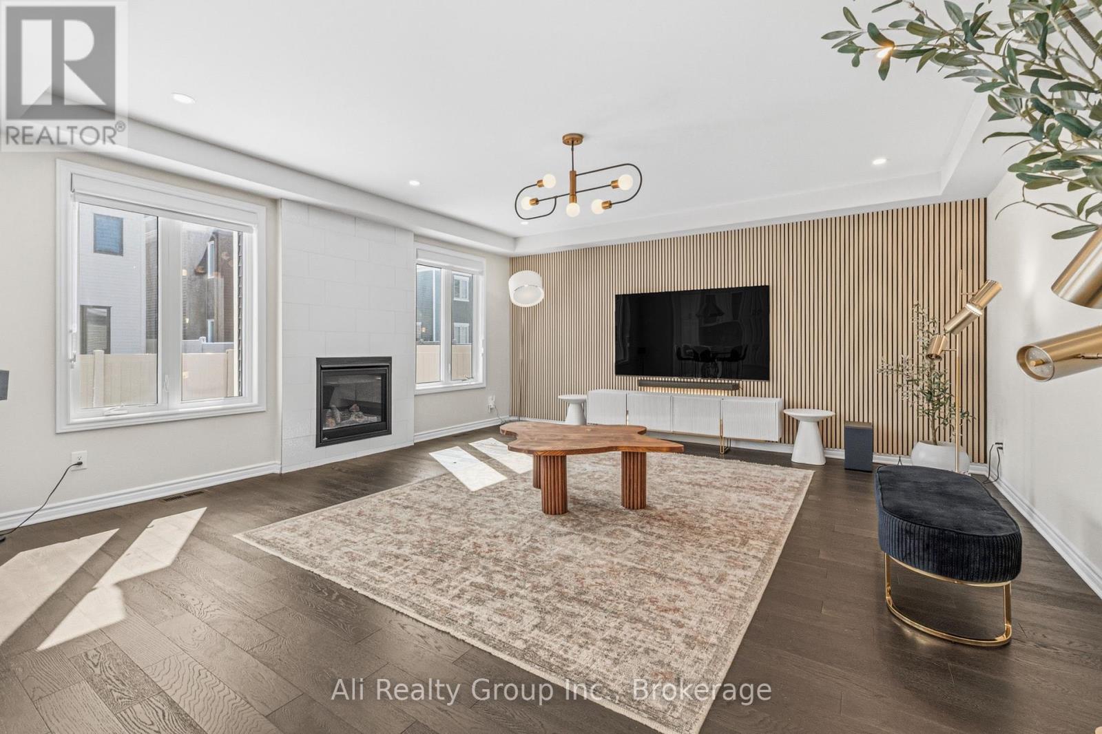 38 MUDMINNOW CRESCENT - 7