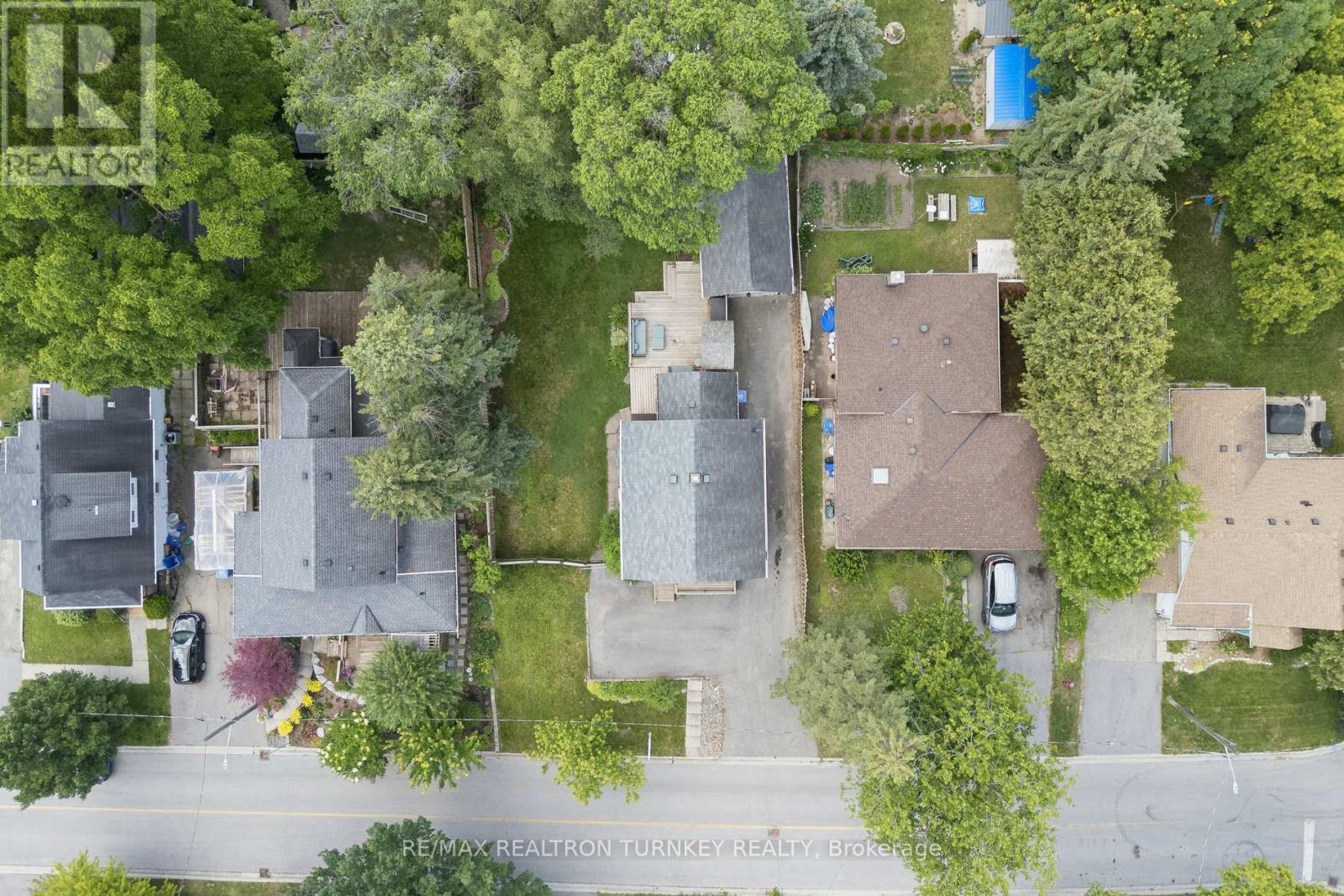 72 VINCENT STREET - 40