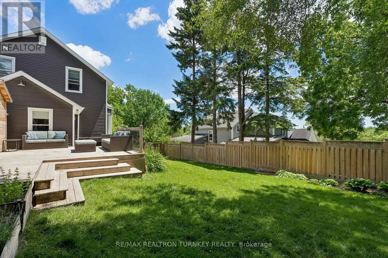 72 VINCENT STREET - Image 32