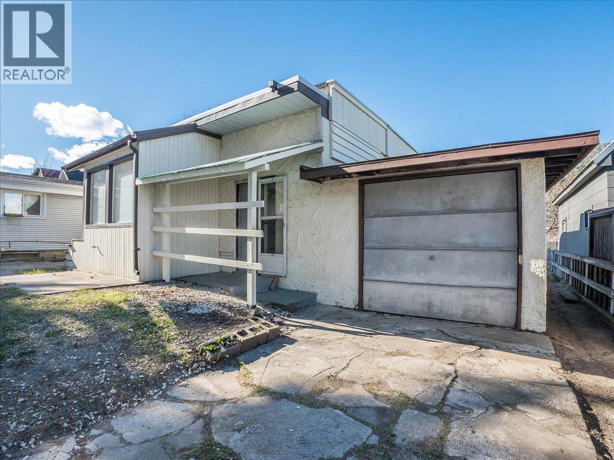 2172 Second Avenue - Image 36