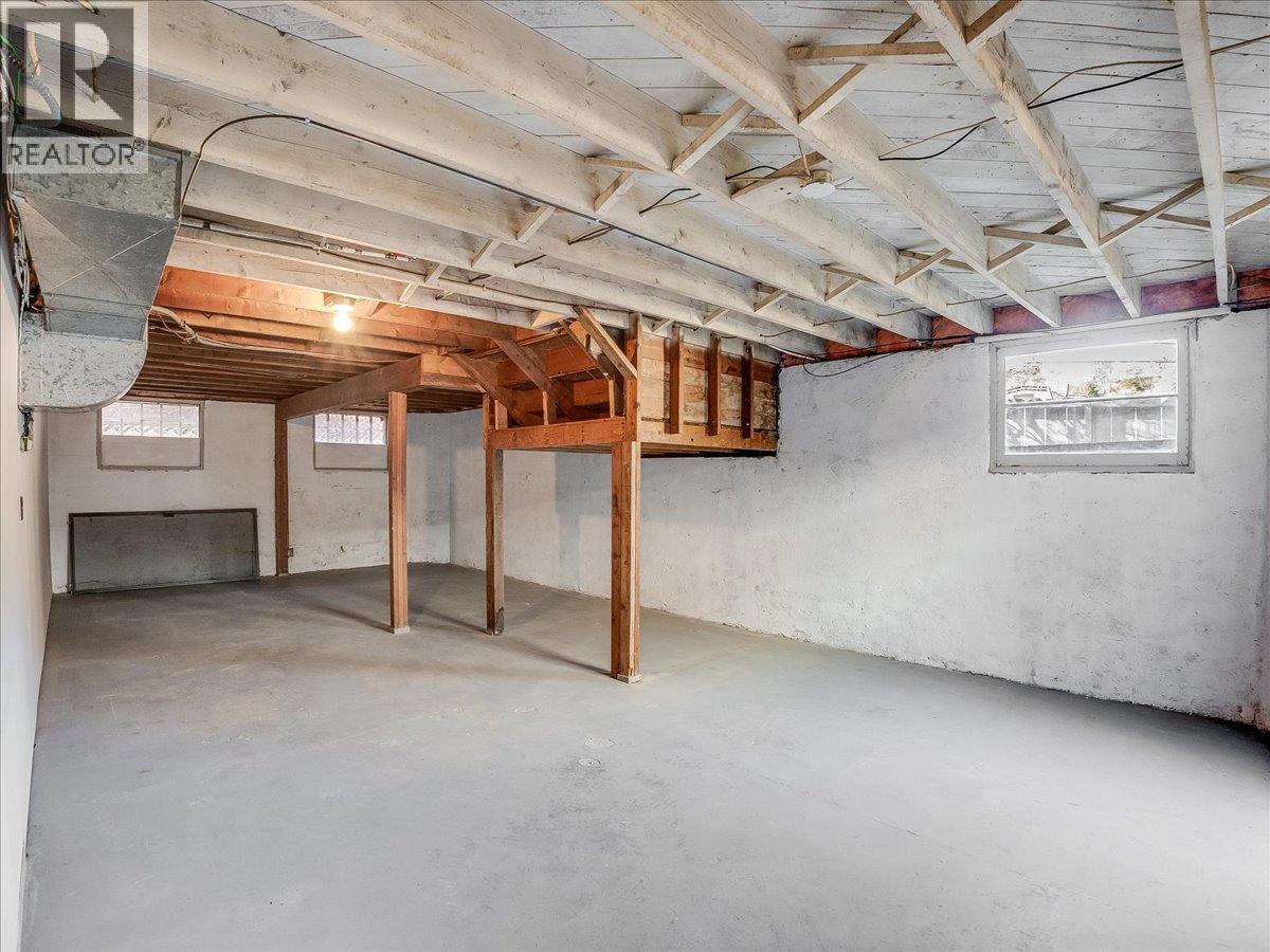 2172 Second Avenue - Image 27