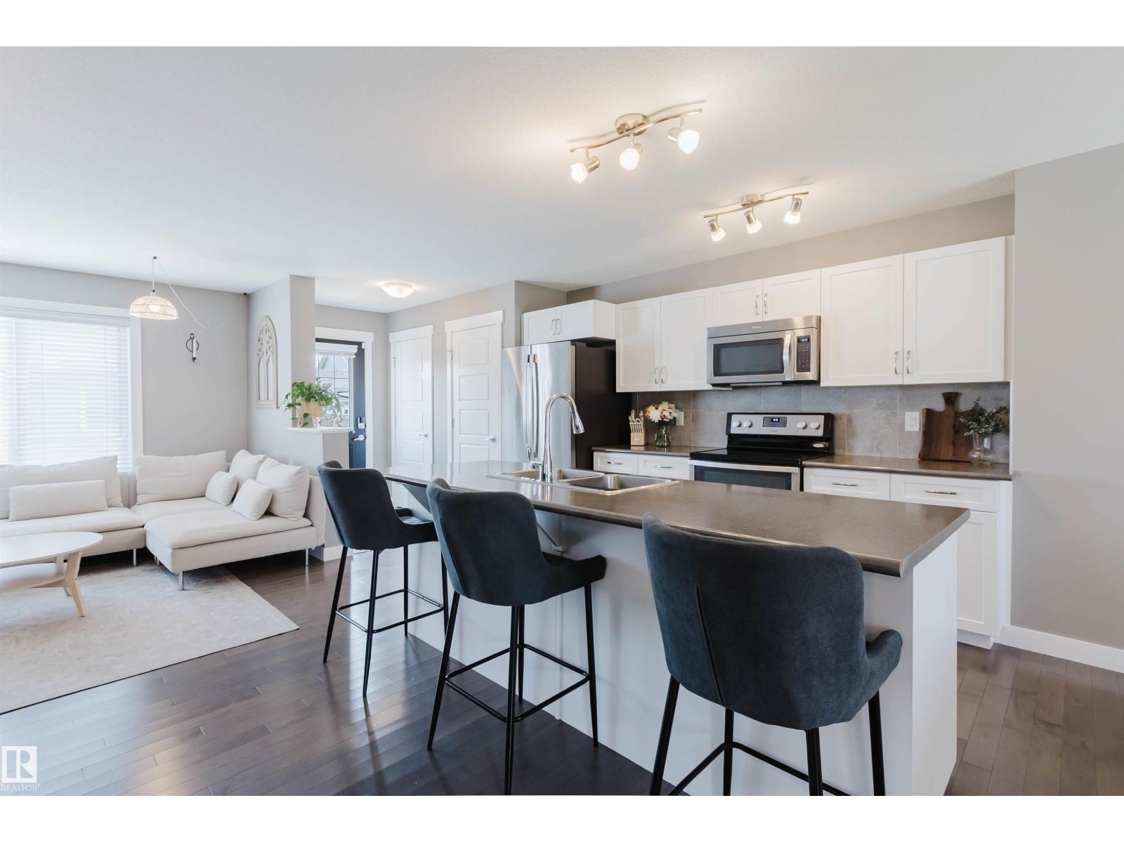 16811 40 ST NW - 8