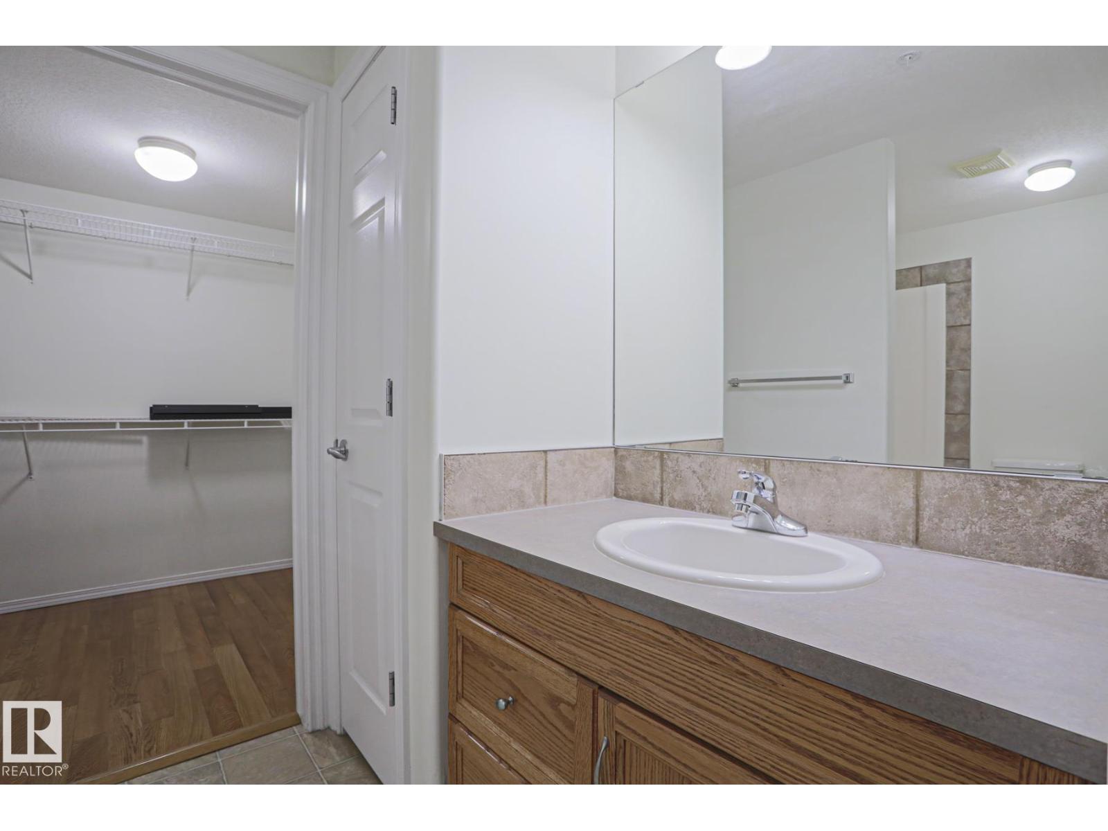 #131 11260 153 AV NW - Image 16