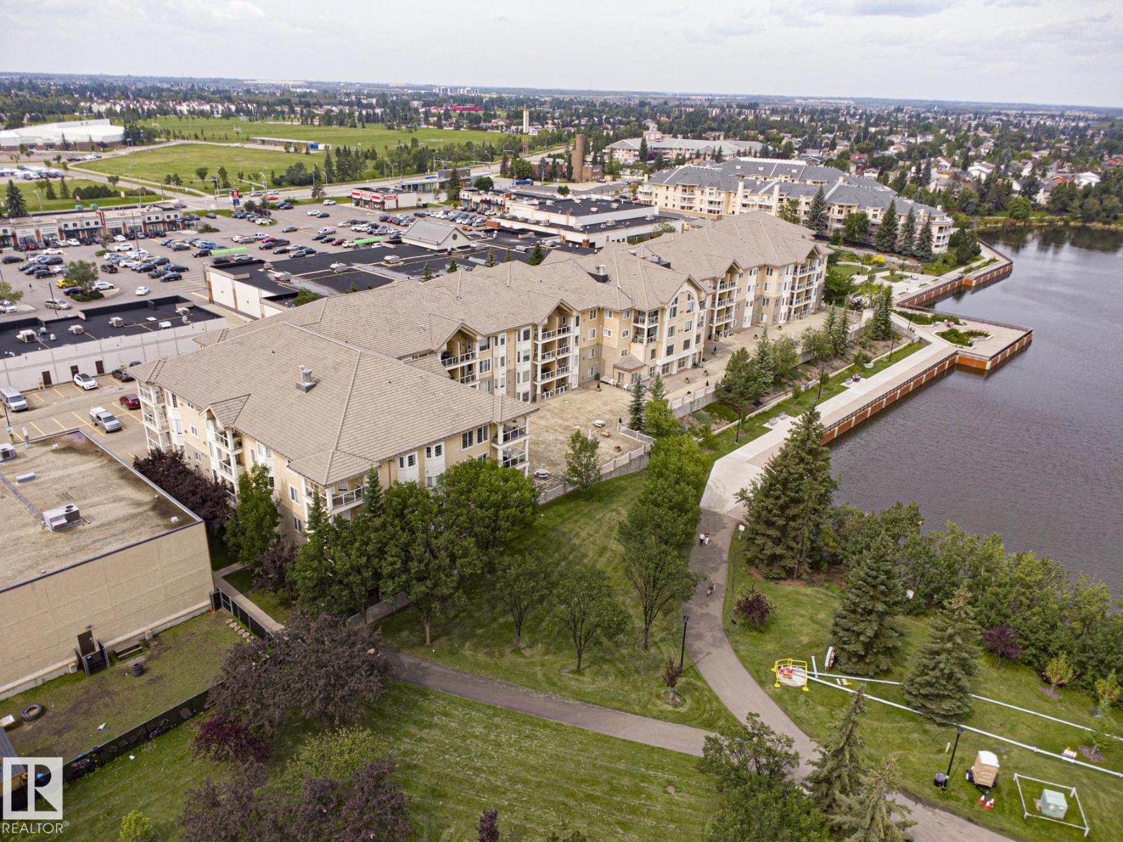 #131 11260 153 AV NW - Image 35