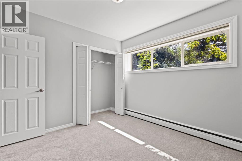 #126 56 Hamlet Road SW - 13