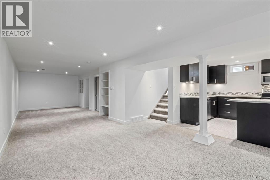 38 Westwood Drive SW - 32