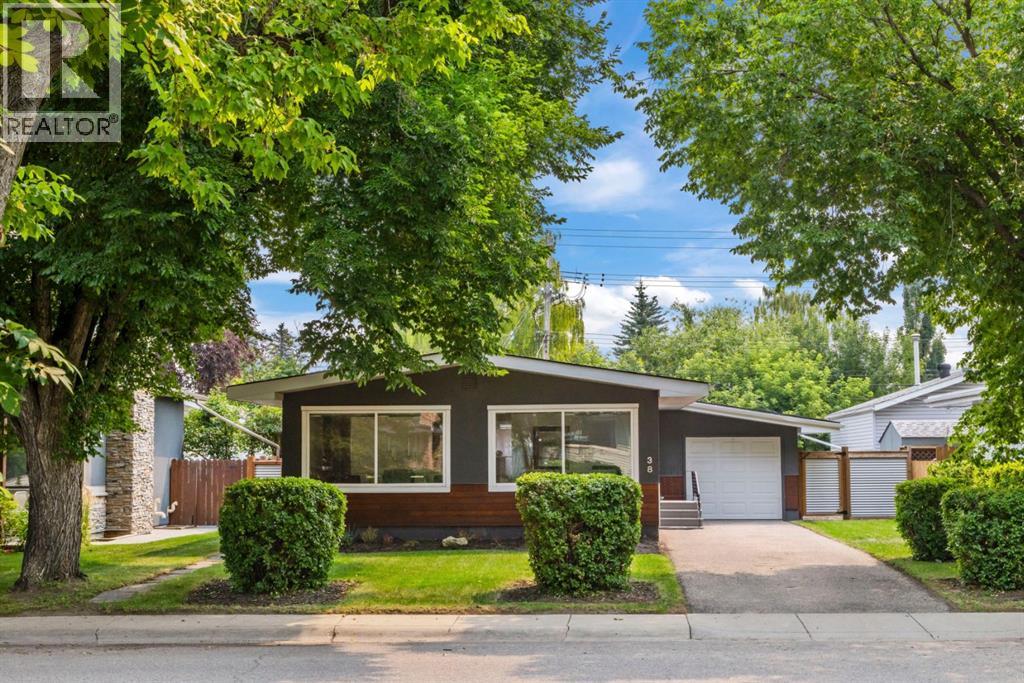 38 Westwood Drive SW - 2