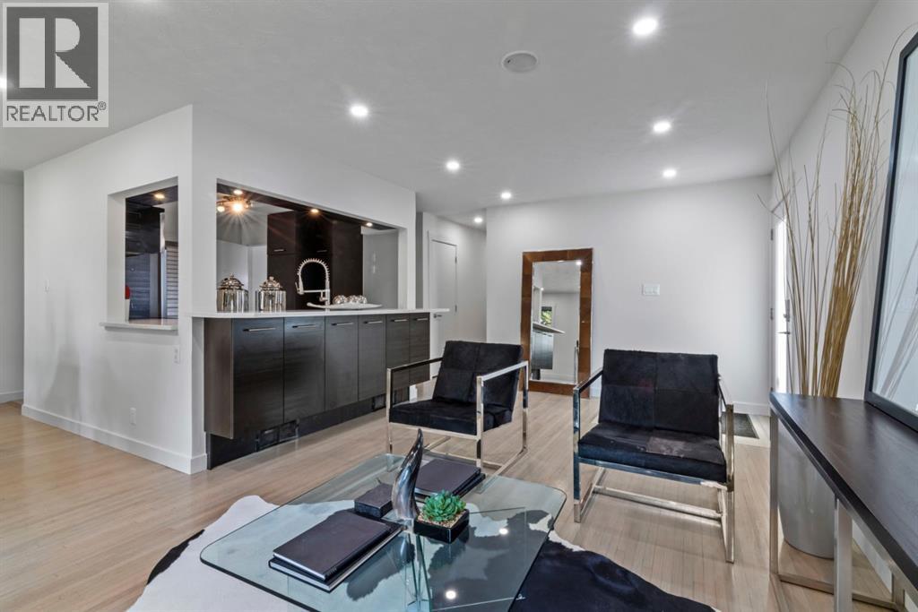 38 Westwood Drive SW - Image 7