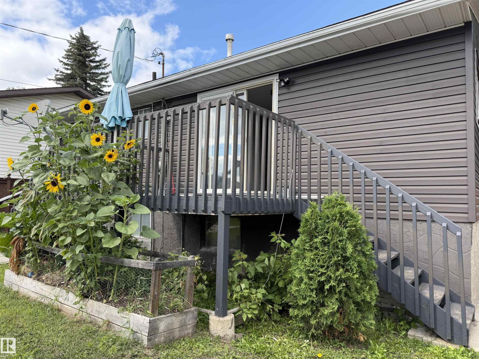4507 46 Avenue - Photo 24