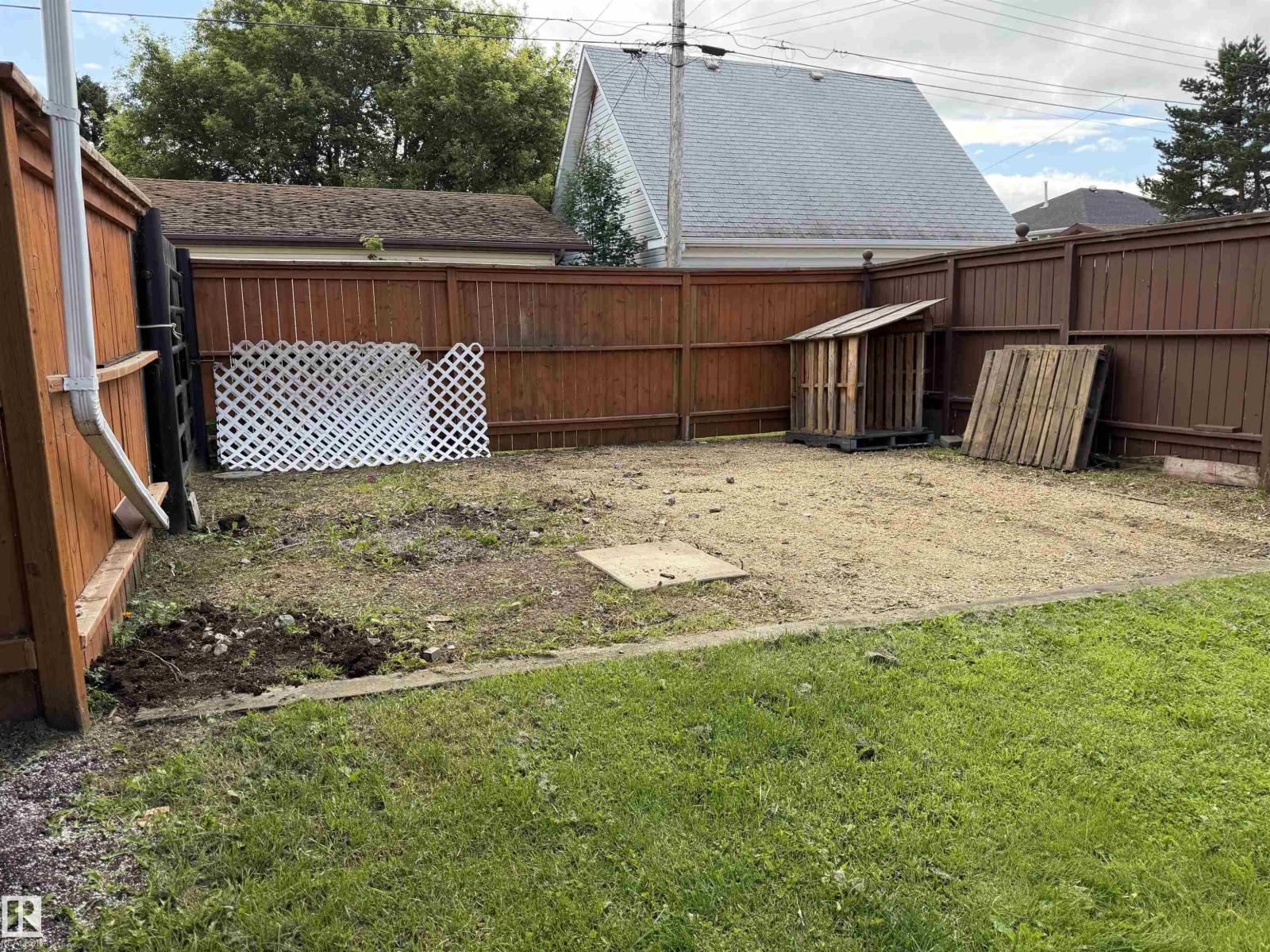 4507 46 Avenue - Photo 29