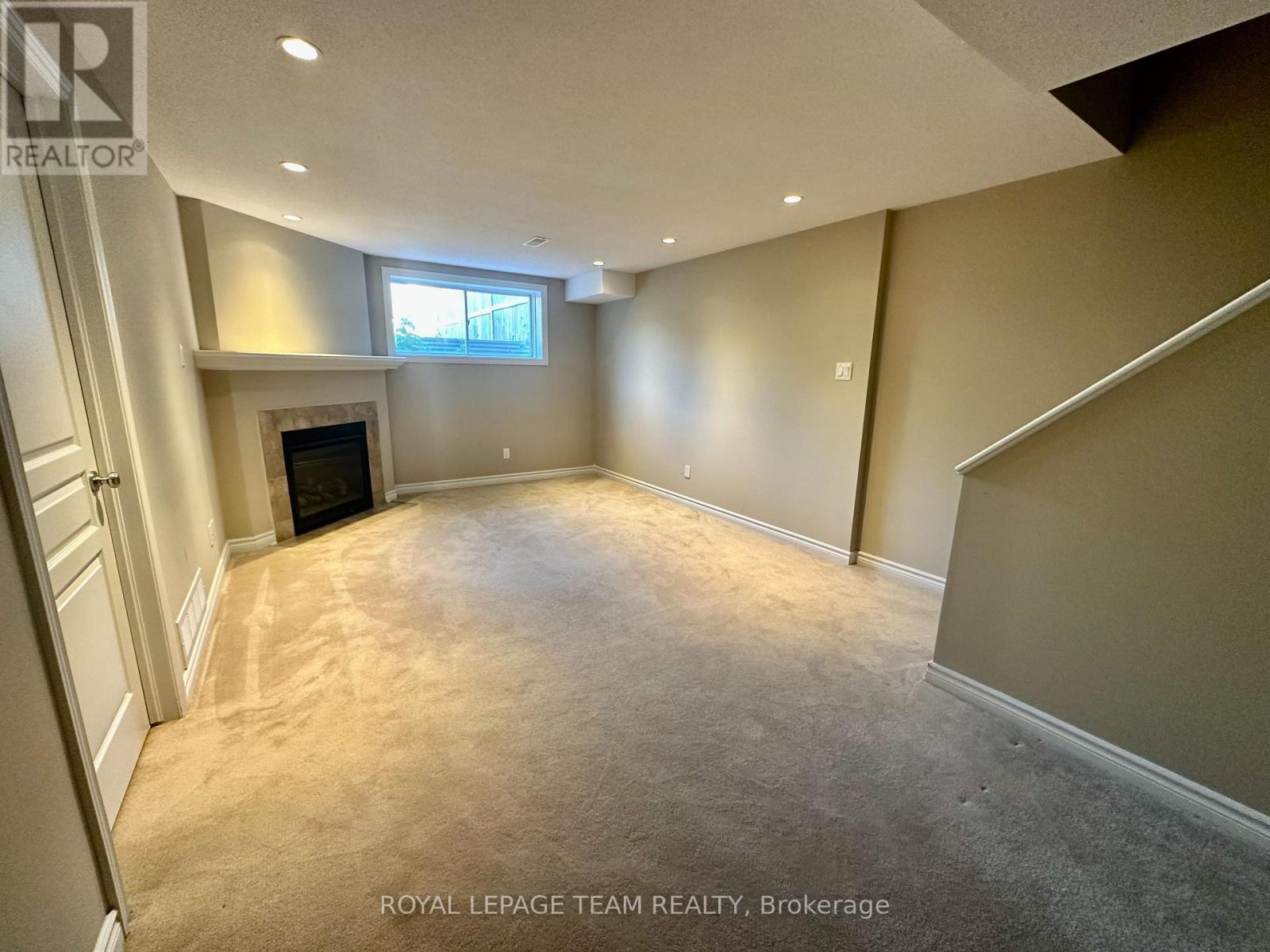 3 Bed, 3 Bath House for Rent in Ottawa – 940 COBBLE HILL DRIVE, Ottawa – MLS# X13648124 - Image 9