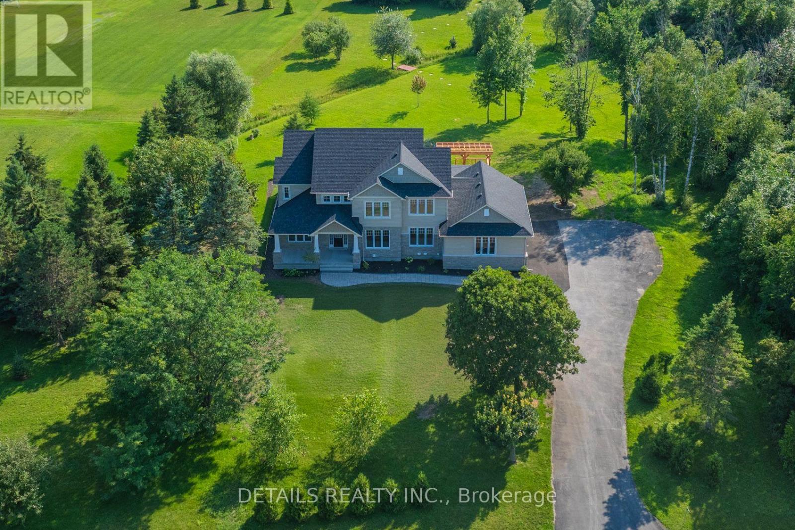 28 RIDINGVIEW CRESCENT