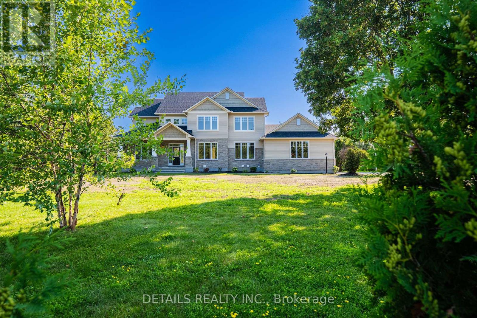 28 RIDINGVIEW CRESCENT - 2