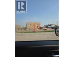 2 Clement Road, Lanigan, SK S0K2M0 Photo 8