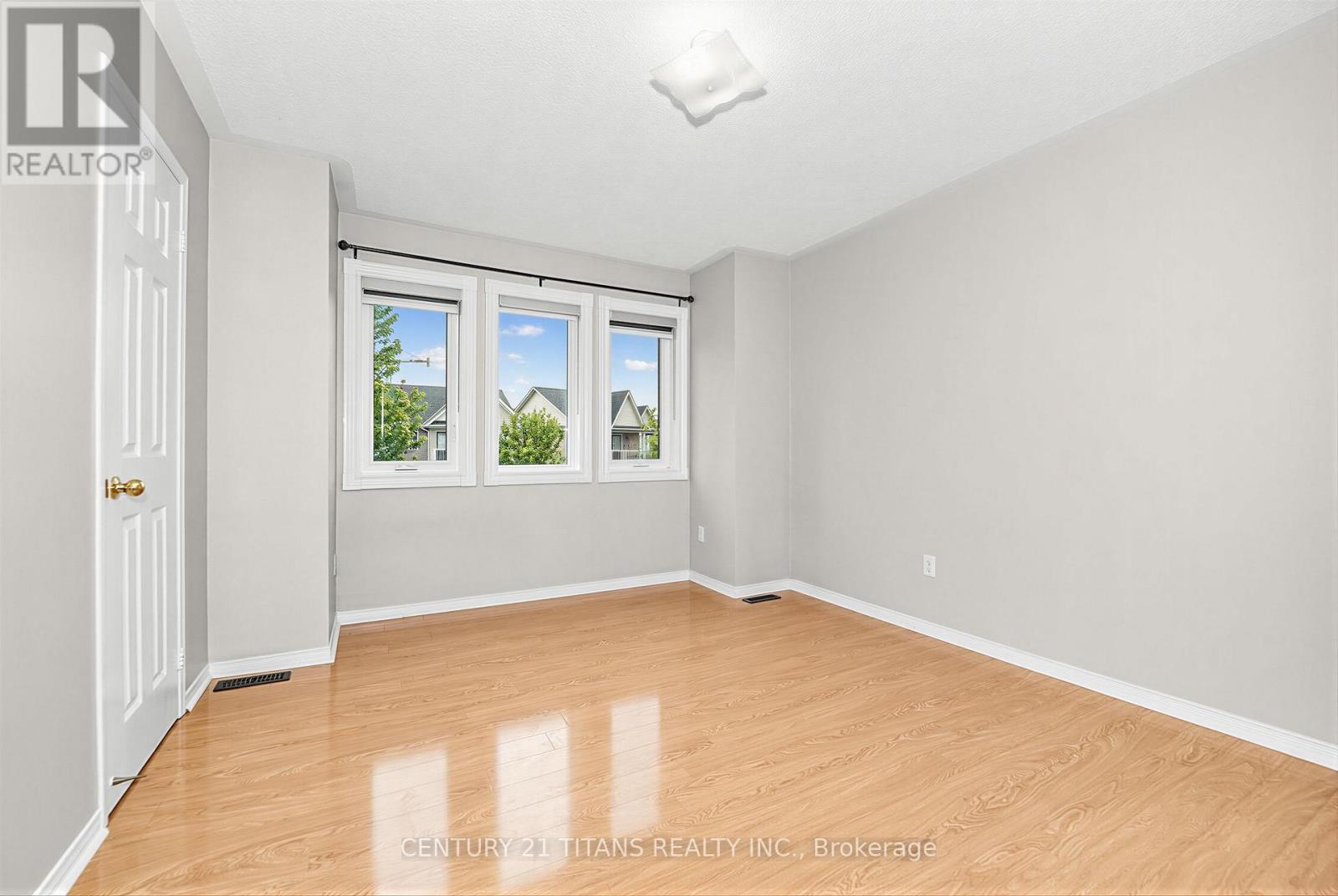 94 GREENHALF DRIVE - 21