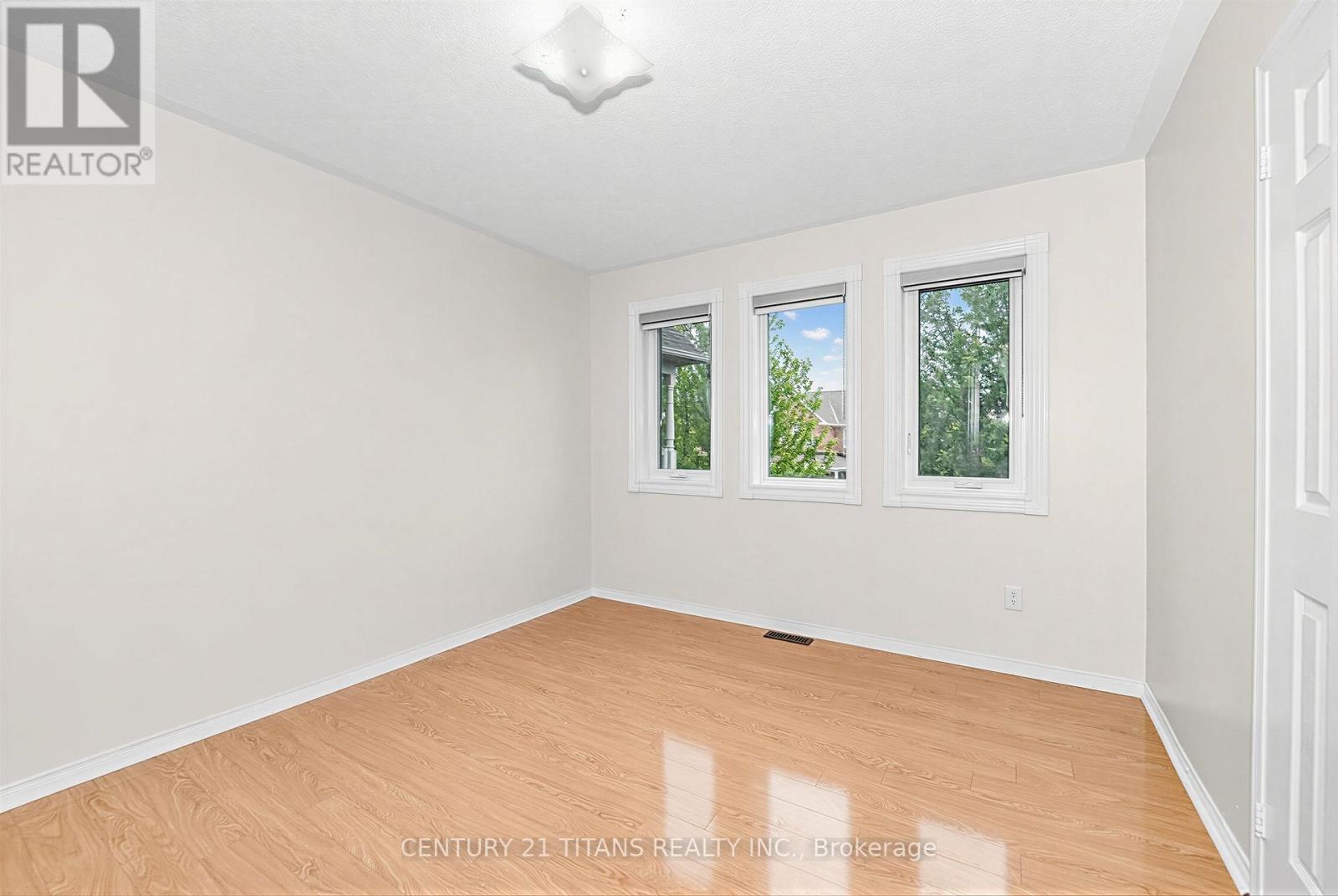 94 GREENHALF DRIVE - 23