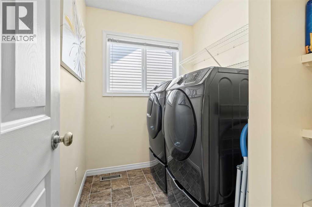 52 Copperfield Close SE - Image 21