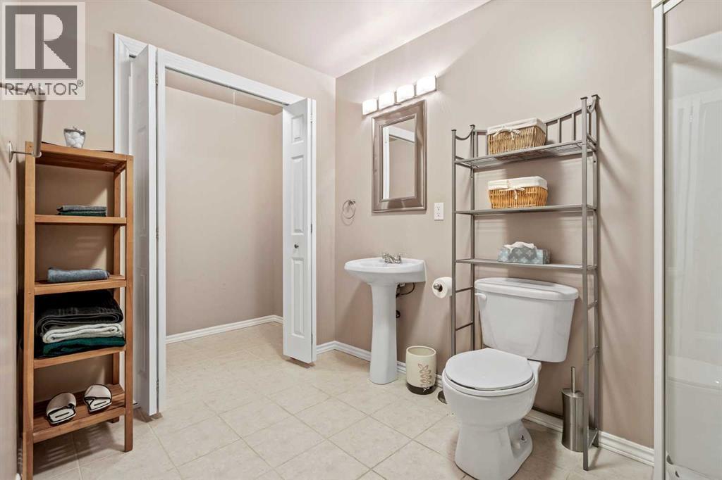 52 Copperfield Close SE - Image 30