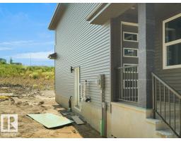 1433 Osprey Ct Nw, Edmonton, AB T5S0X4 Photo 11