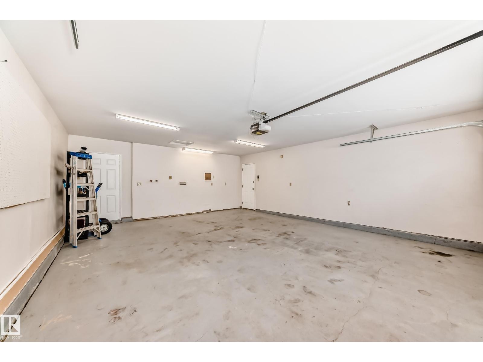 38 Lancaster CR - Image 40